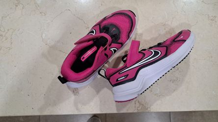 Toddler shoes, size 11c, Nike,  like new, Preowned