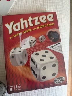 Hasbro Yahtzee Dice Board Game