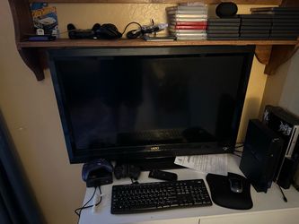Vizio 36 inch TV w/control