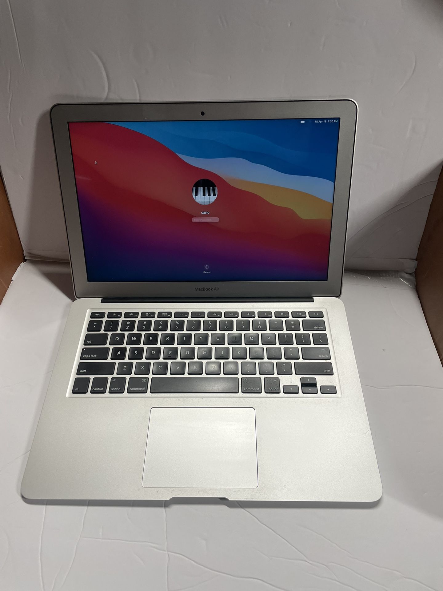 MACBOOK AIR INTEL I7 LAPTOP