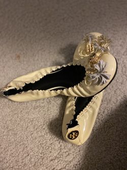 Tory Burch flats