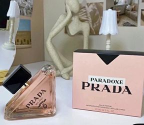 Prada Paradoxe Eau de Parfum 90ml