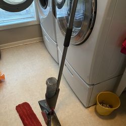 Rubbermaid Spray Mod With Bottle