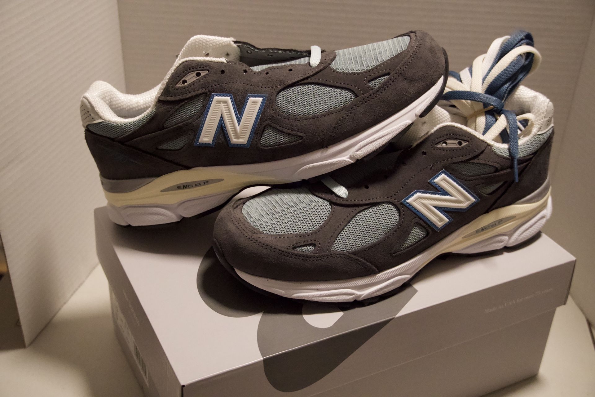 New Balance 990V3 kith Steel Blue