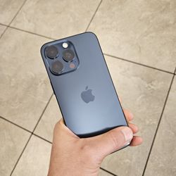 iPhone 15 Pro Max Unlocked