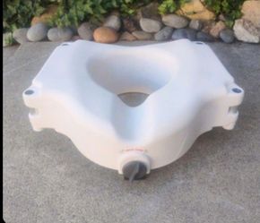 Toilet Risor with Lock 6" Tall Take Pressure Off Knees/Hips Excellent Condition