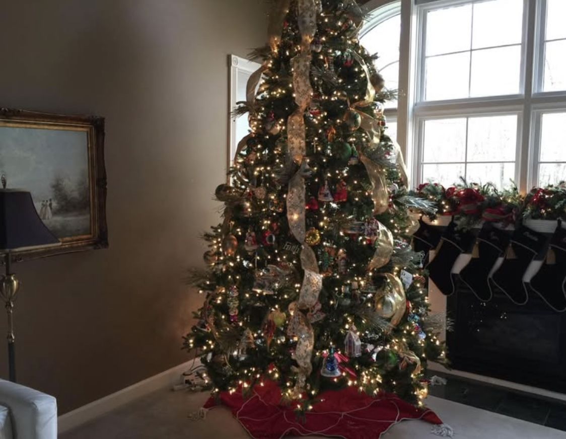 9ft Artificial Christmas Tree 