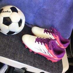 DSG speed Viper kids soccer cleats size 13K