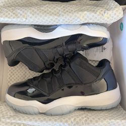 Jordan 11 Space Jam