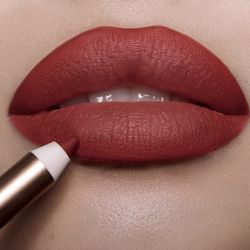 New! Charlotte Tilbury💕👄”SAVAGE ROSE ”👄💕Lip Cheat    