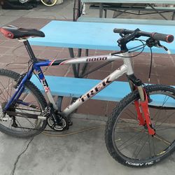 Trek 8000 mountain hotsell bike for sale