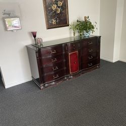 Vintage Dresser I’m Not Sure Of The Year But I Would Like To Say 1950’s