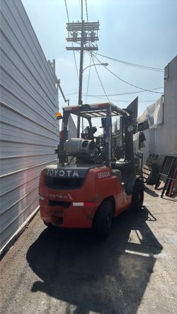 Toyota Forklift 6,000 LBS