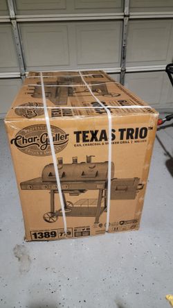 Texas Trio 4-Burner Dual Fuel Grill with Smoker in Black