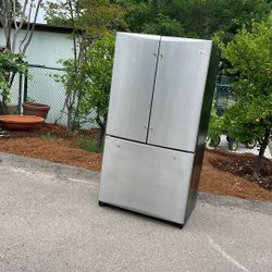 Free Counter Deep Fridge