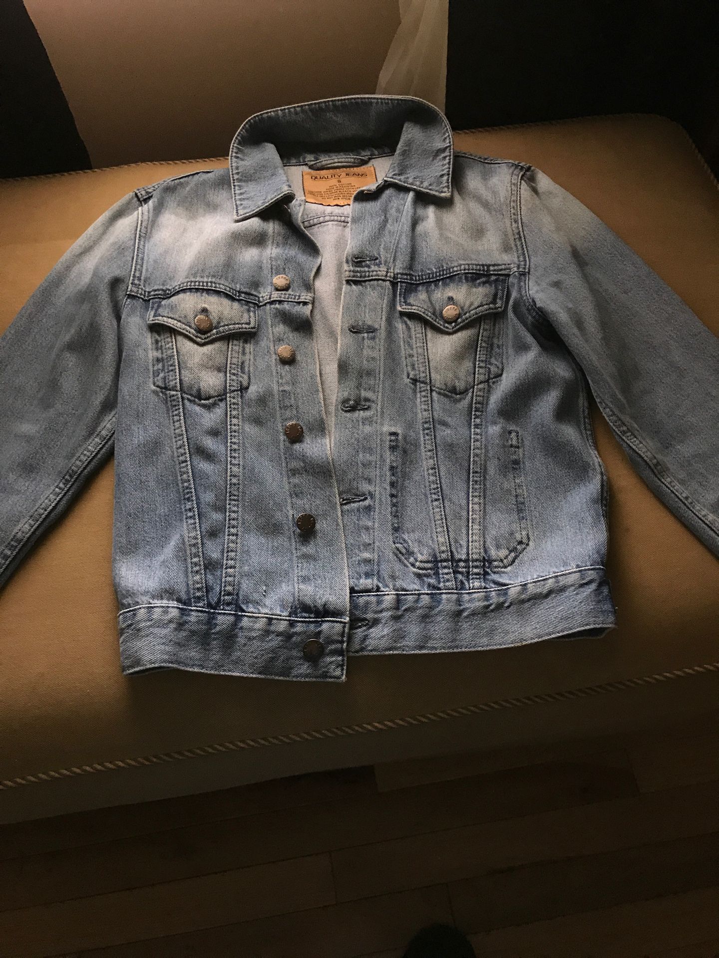 JEAN JACKET