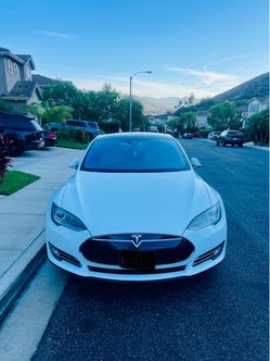 2015 Tesla Model S 85 White Sedan