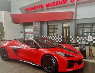 2026 Corvette C8 Z06 OEM Carbon Flash Side Skirts – Mint Condition