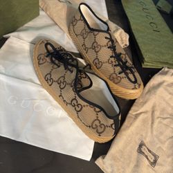 Brand New Gucci GG Canvas Sneakers (Size 16) – Full Set