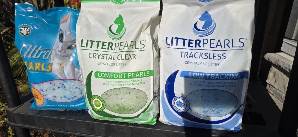 3 New Bags Of Litter