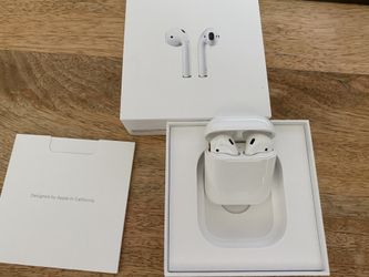 Apple AirPods with Charging Case (Wired) MMEF2AM/A