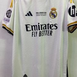 Real Madrid Final Jersey Size Large Player Version Fits Like Medium!!