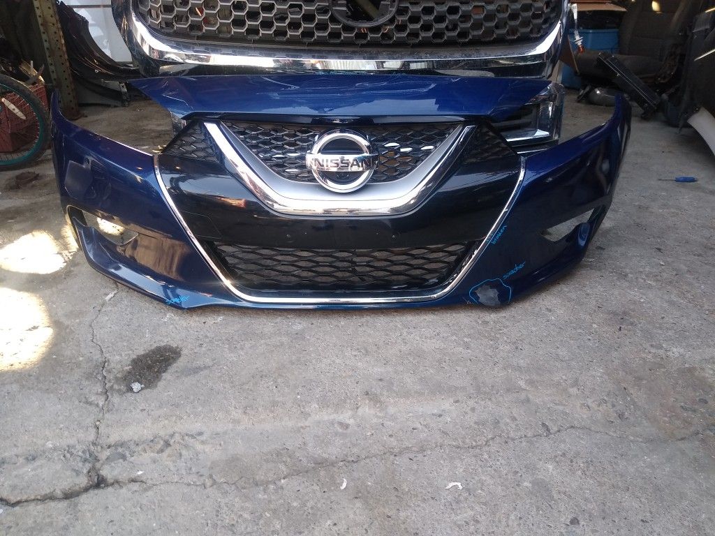 2016 2019 Nissan Maxima front Bumper Cover Chrome W/cámara grille Lower grille OEM used 62022-4RA0H