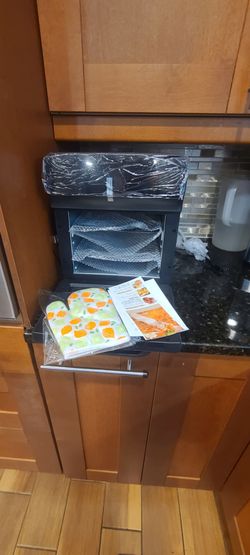 Air Fryer New Still in box - $35 (clearwater)