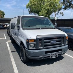 2009 Ford E350