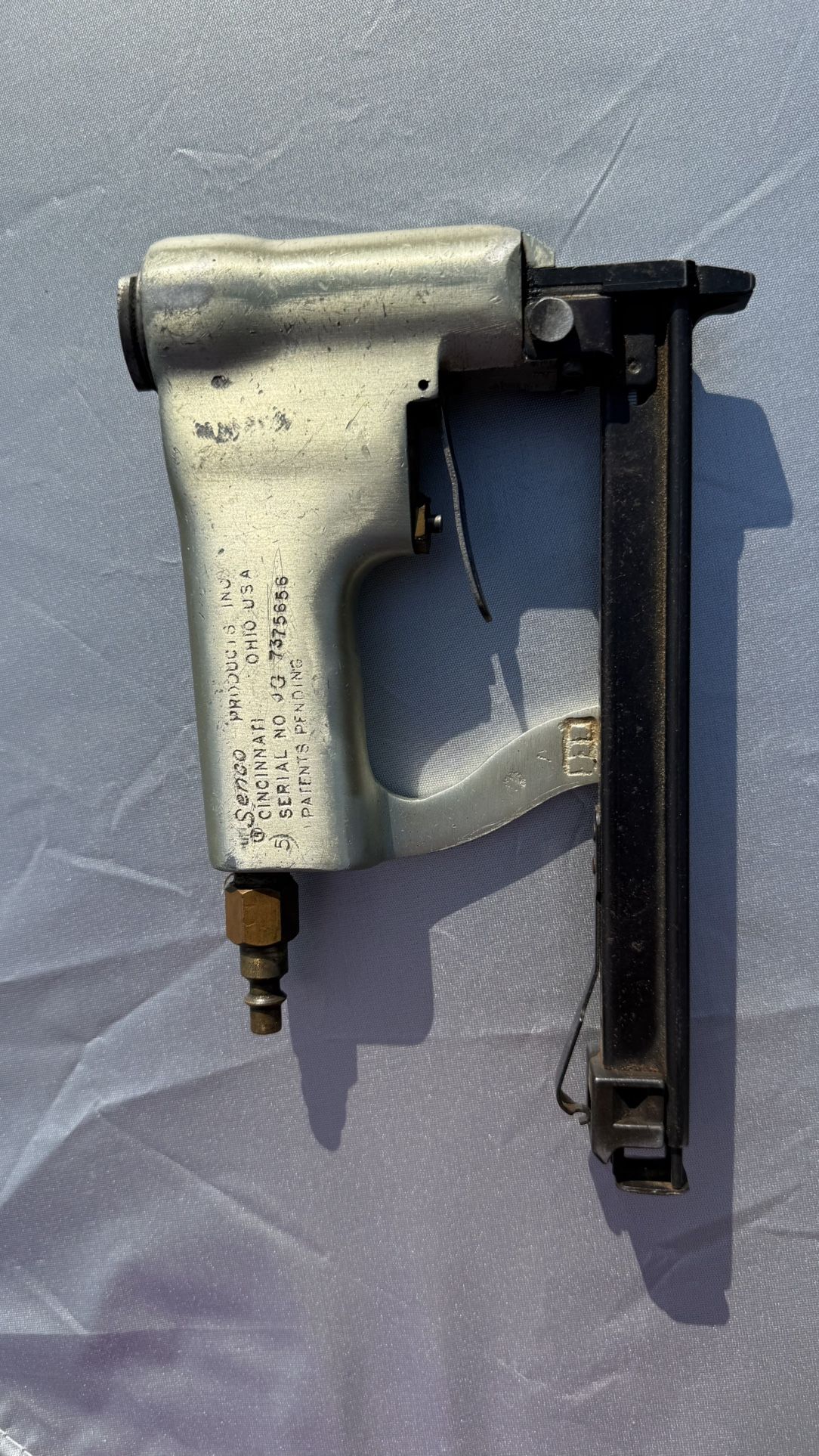 Senco Pneumatic Staple Gun W/ Case