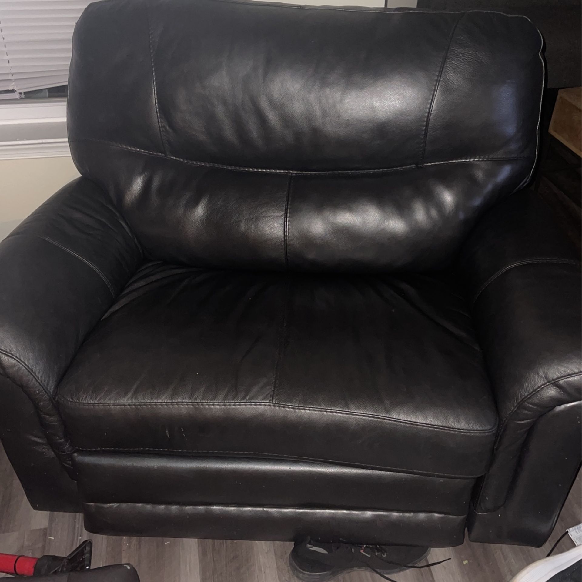 Leather Electric Recliner Set