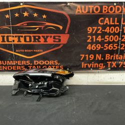 NISSAN KICKS 2025 LH HEADLIGHT with PROJECTORS OEM