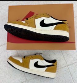 New Jordan 1 low men’s 10 FIRM 145