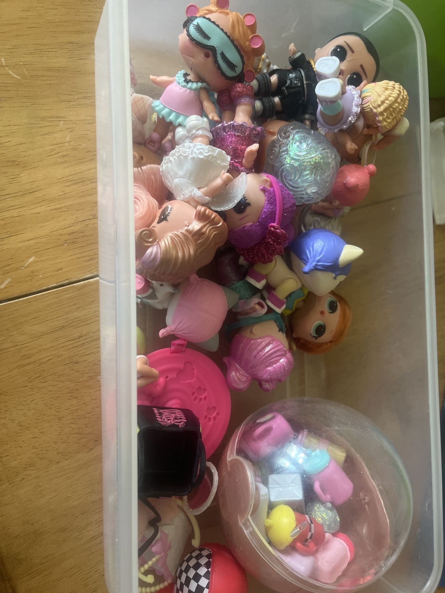 LOL omg dolls
