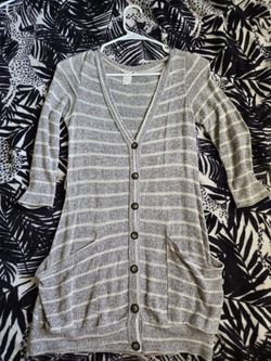 Women's size small top/cardigan
