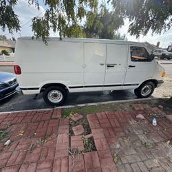 2002 Dodge Ram Van