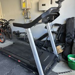 ProForm Premier 500 Treadmill in great working condition