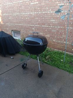 29" Weber Charcoal Grill