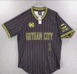 Batman Bruce Wayne Gotham City Batting Baseball Jersey Mens Small