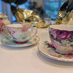 Tea cups, Sugar Jar, Candle