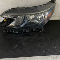 2012-2014 HONDA CRV HEADLIGHT LEFT SIDE OEM 