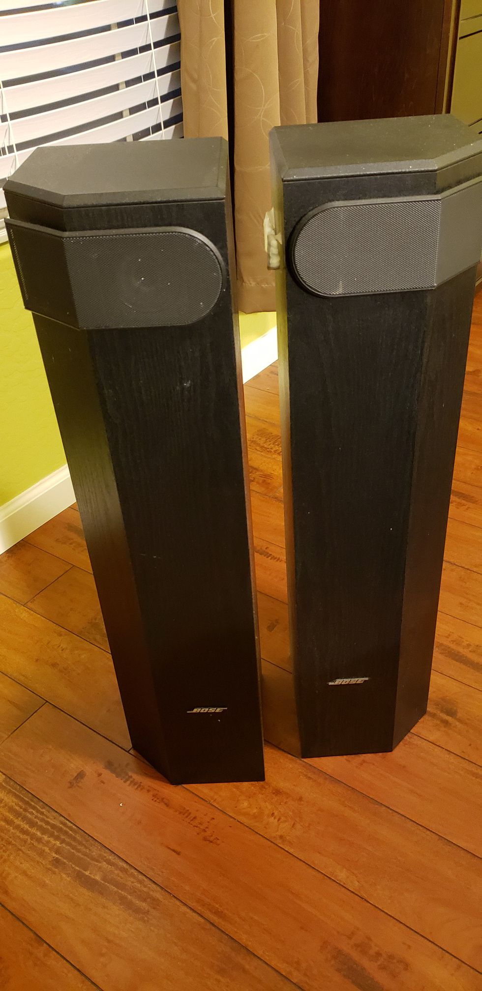 Bose floor speakers