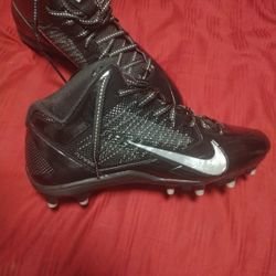 New 9 1/2 Half Nike Alpha Cleets