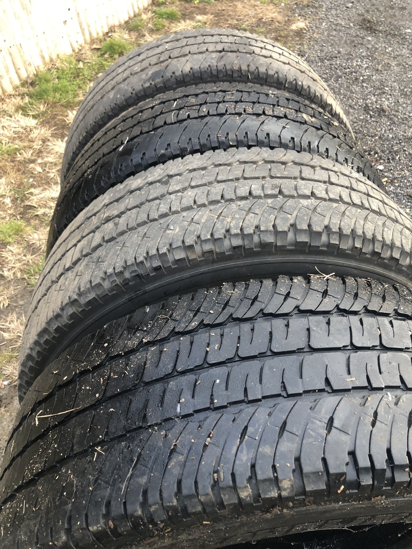 Full Set Tires LT 275 70 18