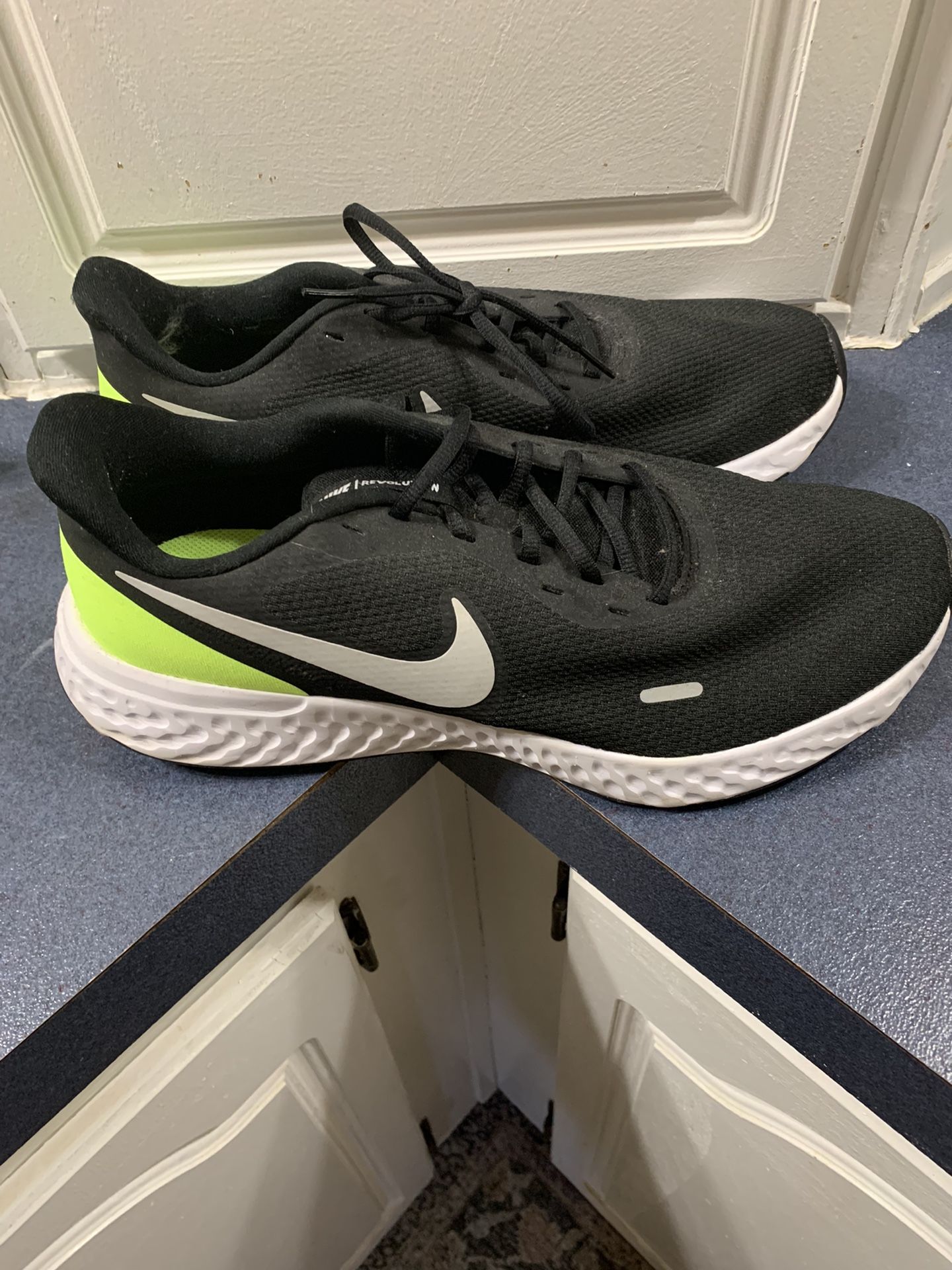 New nike shoes