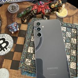 Samsung galaxy S23FE 128GB Unlocked Any Carrier