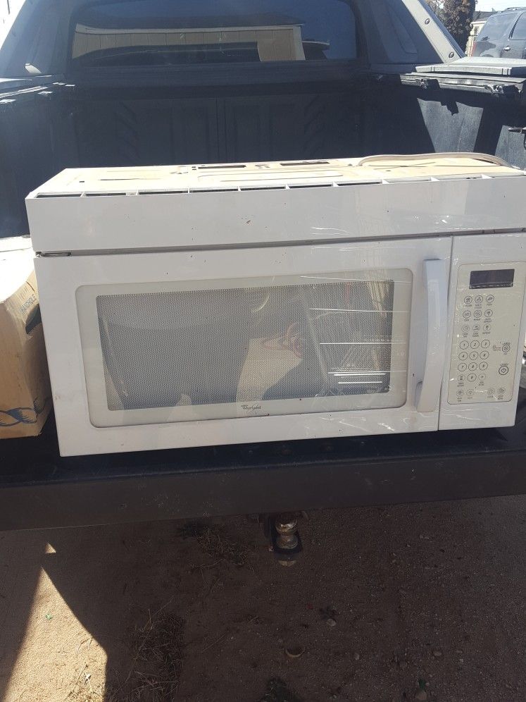 Whirlpool microwave