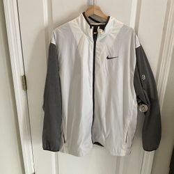 NIKE WINDBREAKER
