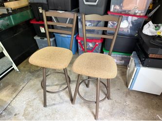 Pair of Swivel Bar Stools – Upholstered Seats – Excellent Condition