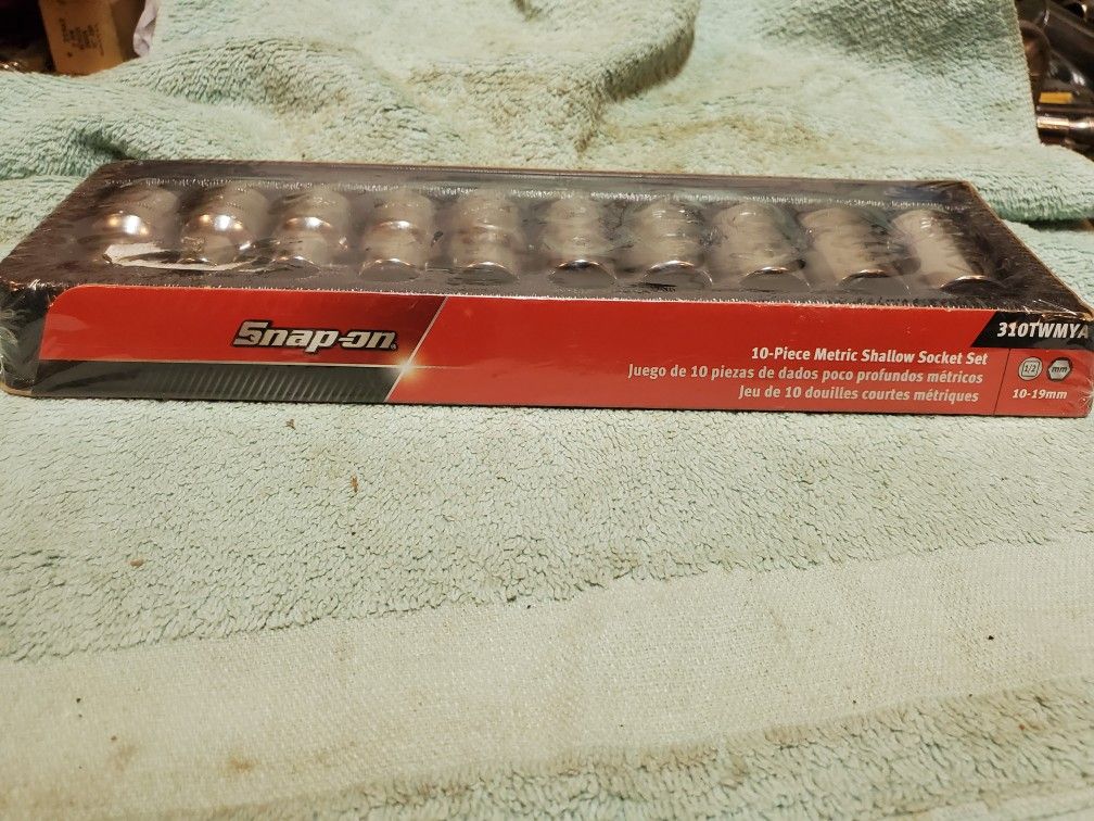 NEW Snap On 1/2" Drive 10 PC Metric Shallow Sockets